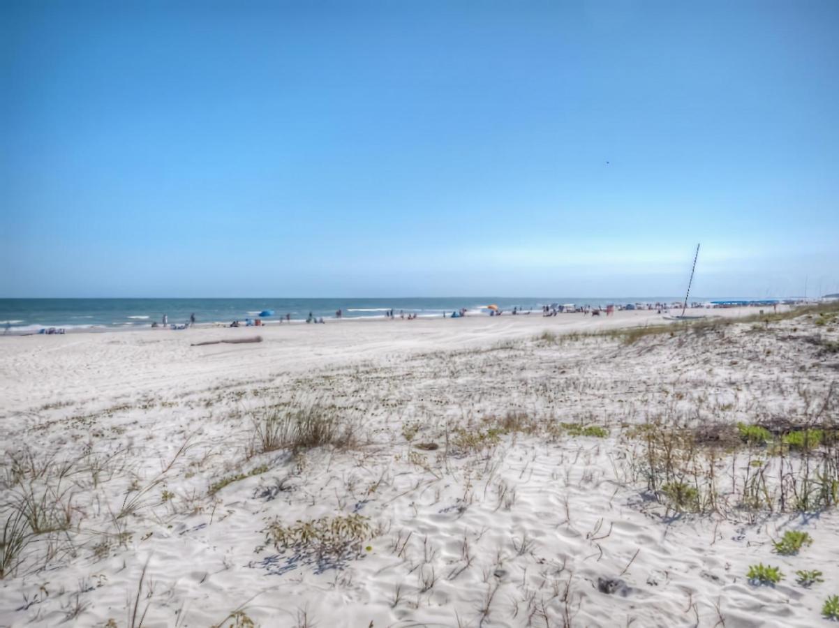 Ocean Dunes Villas #111, Beach Condo In Coligny Beach, 43 S Forest Beach Dr, Hilton Head Sc, Oceanfront Condo, Heated Pool, By Vacation Rental Hhi Hilton Head Island Ngoại thất bức ảnh