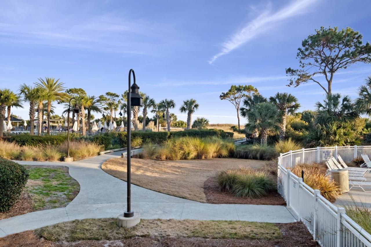 Ocean Dunes Villas #111, Beach Condo In Coligny Beach, 43 S Forest Beach Dr, Hilton Head Sc, Oceanfront Condo, Heated Pool, By Vacation Rental Hhi Hilton Head Island Ngoại thất bức ảnh