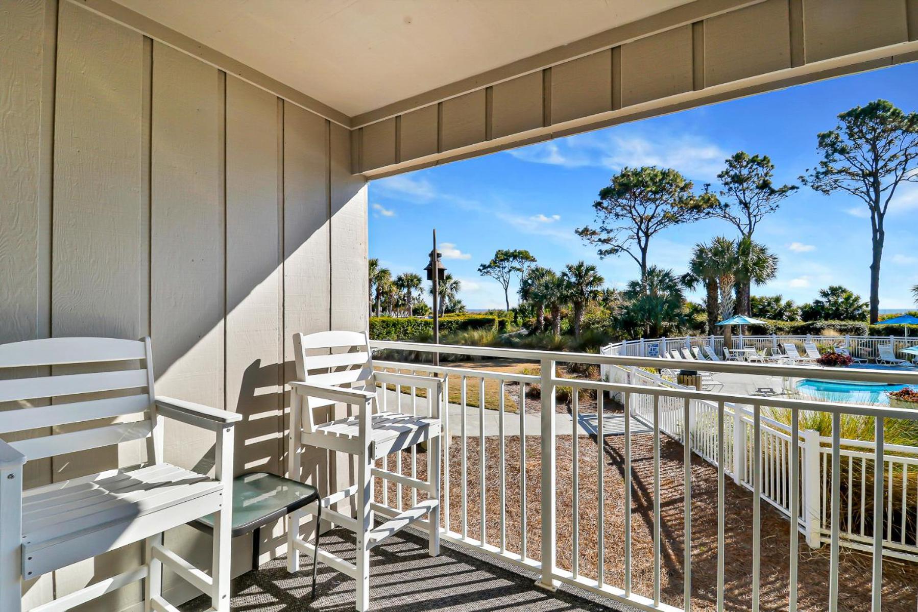 Ocean Dunes Villas #111, Beach Condo In Coligny Beach, 43 S Forest Beach Dr, Hilton Head Sc, Oceanfront Condo, Heated Pool, By Vacation Rental Hhi Hilton Head Island Ngoại thất bức ảnh